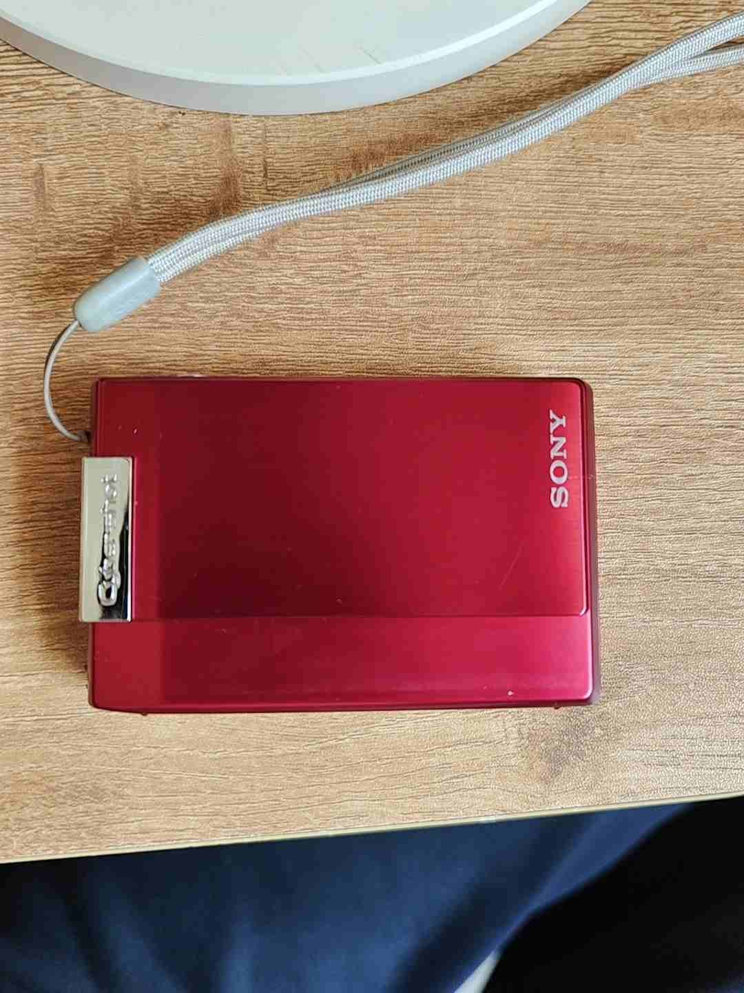 Red Sony CyberShot DSC-T100 Red 8.1MP Digital Zoom Camera 5X Carl Zeiss Tested