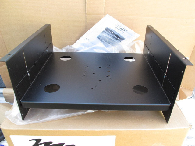 Middle Atlantic RM-LCD-MV Flat Screen Monitor Rackmount Enclosure