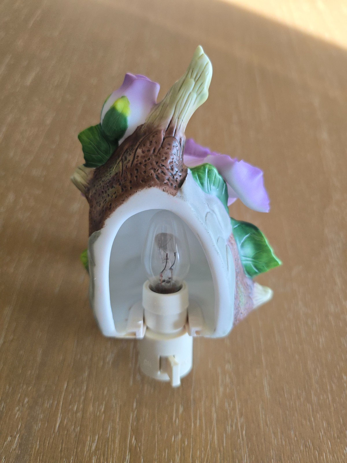 Vintage Porcelain Iris Flower Night Light, Tested Working, Original Box Gorgeous