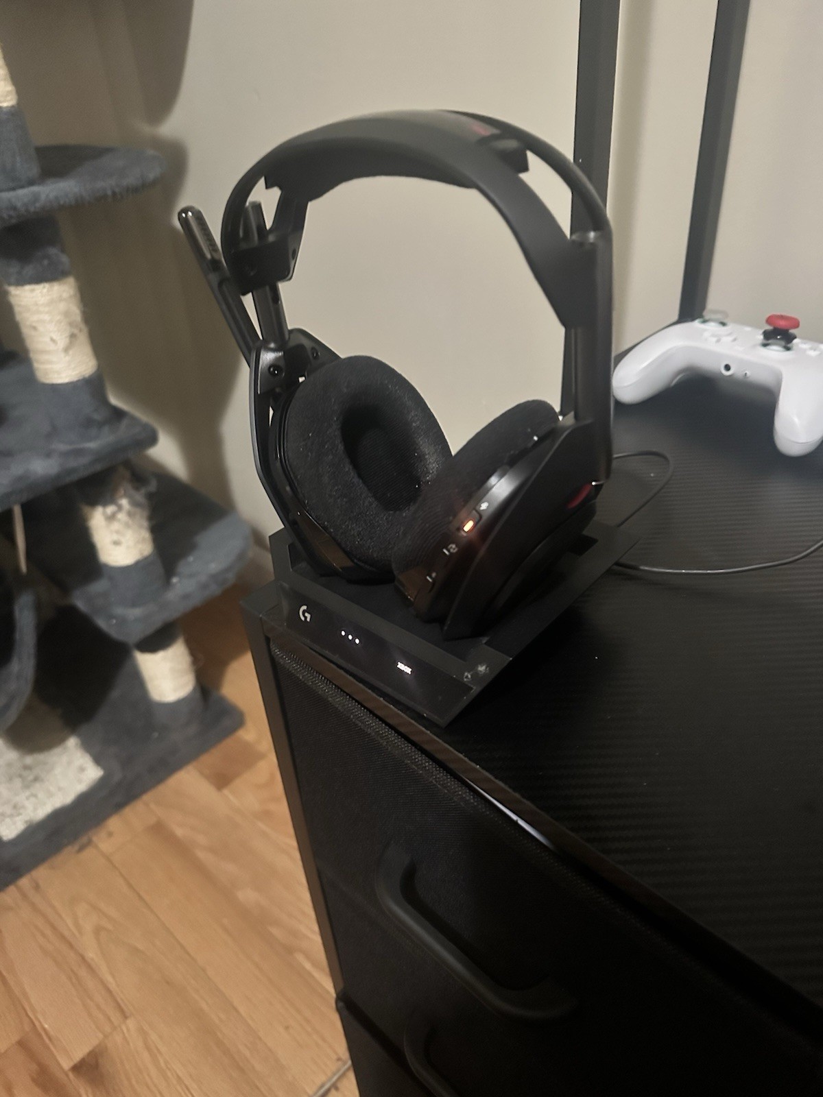 Logitech G Astro A50 X Wireless Gaming Headset + Base Station for PS5, Xbox, PC