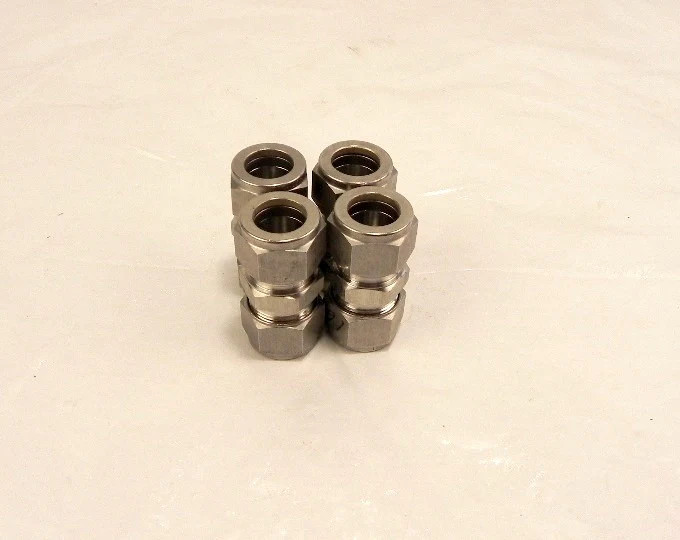 Ham-Let Straights Let-Lok Fitting 762L SS 16mm (4)