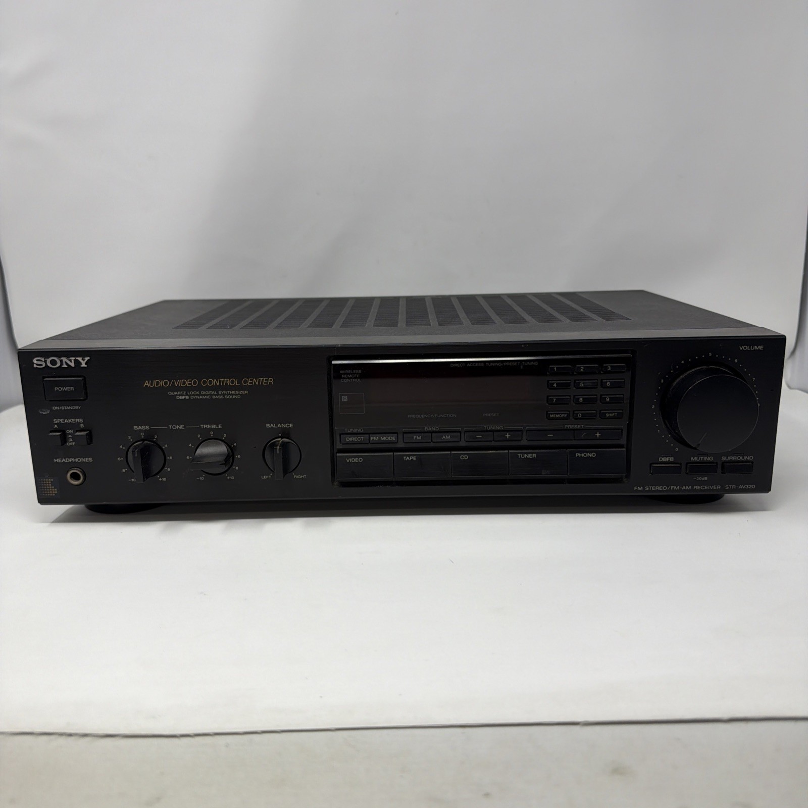 SONY STR-AV320 AM/FM RECEIVER-Digital Delay Surround -Audio/Video Control Center