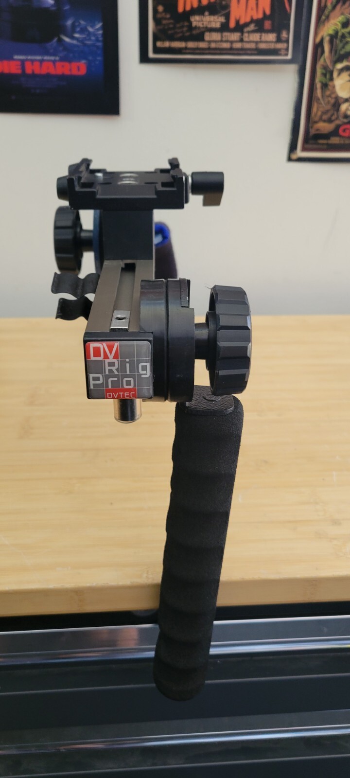 DV Rig Pro (shoulder brace)