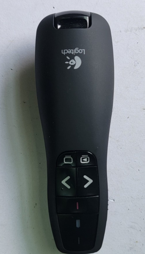 Logitech R400 Wireless Presenter with Laser Pointer Presentation Remote Clicker