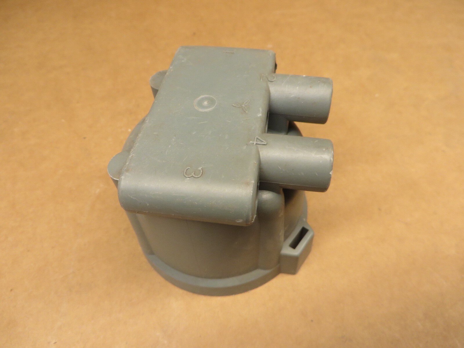 DISTRIBUTOR CAP # JA930 vintage new N O S replaces MAZDA OEM # 3648-24-310