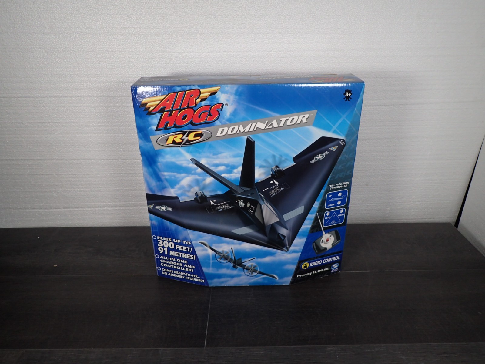 Spin Master Air Hogs R/C Dominator Radio Control Flies up to 300 Feet