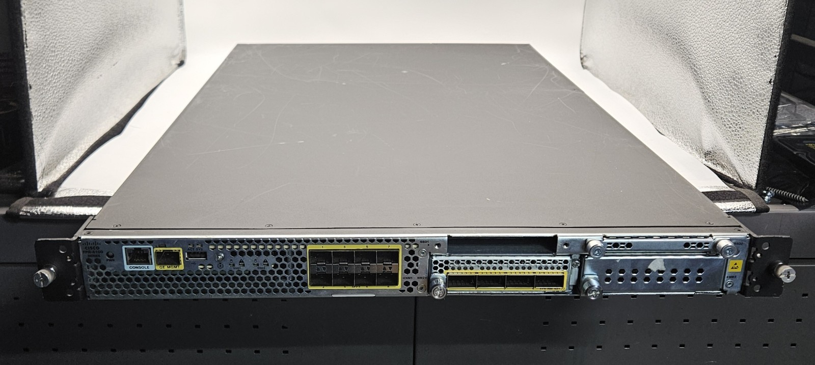 Cisco FirePower 4150 8-Port SFP+ Firewall Security Appliance w/NM-4X40G FPR-4150