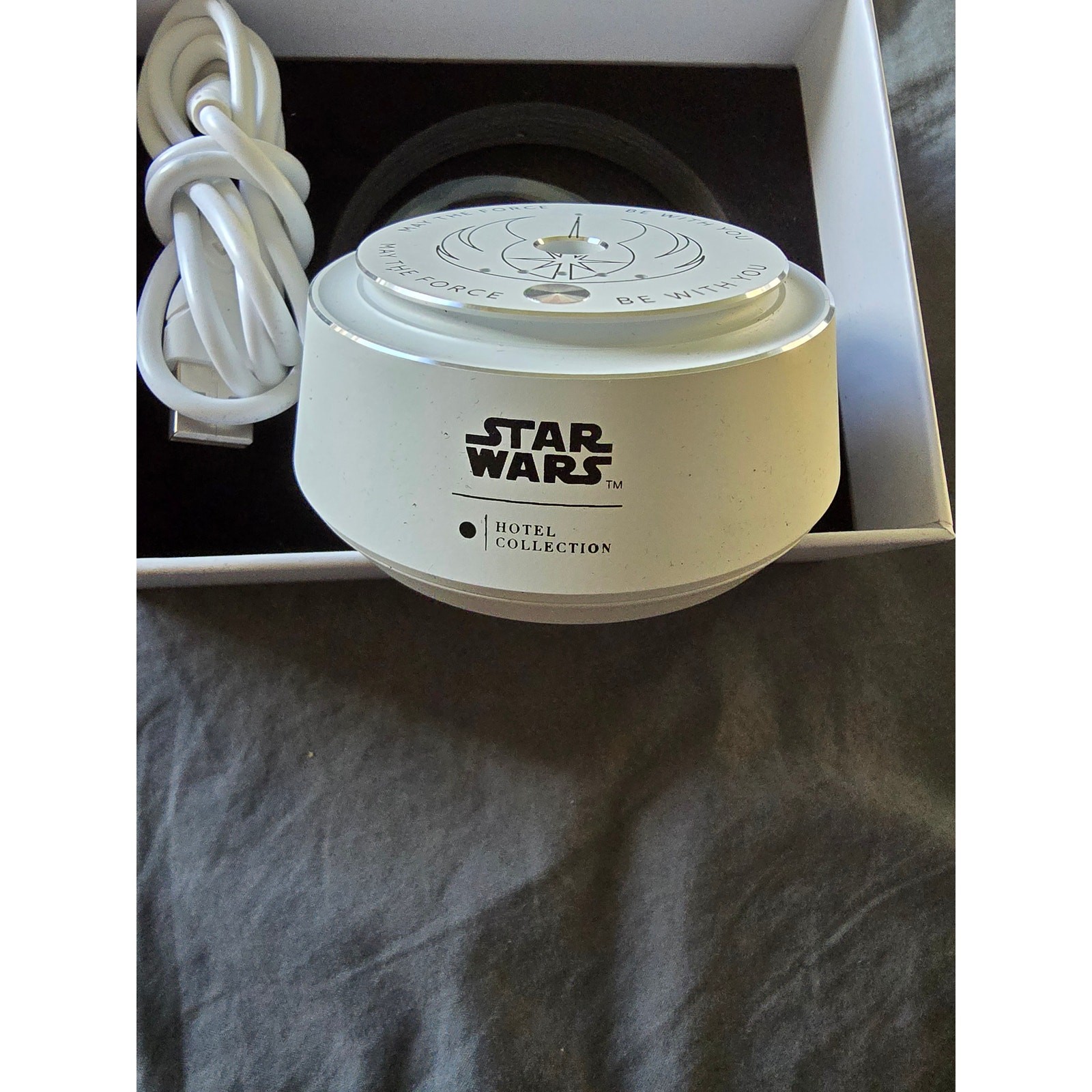 New Hotel Collection STAR WARS LIGHT SIDE CHAUFFEUR CAR DIFFUSER