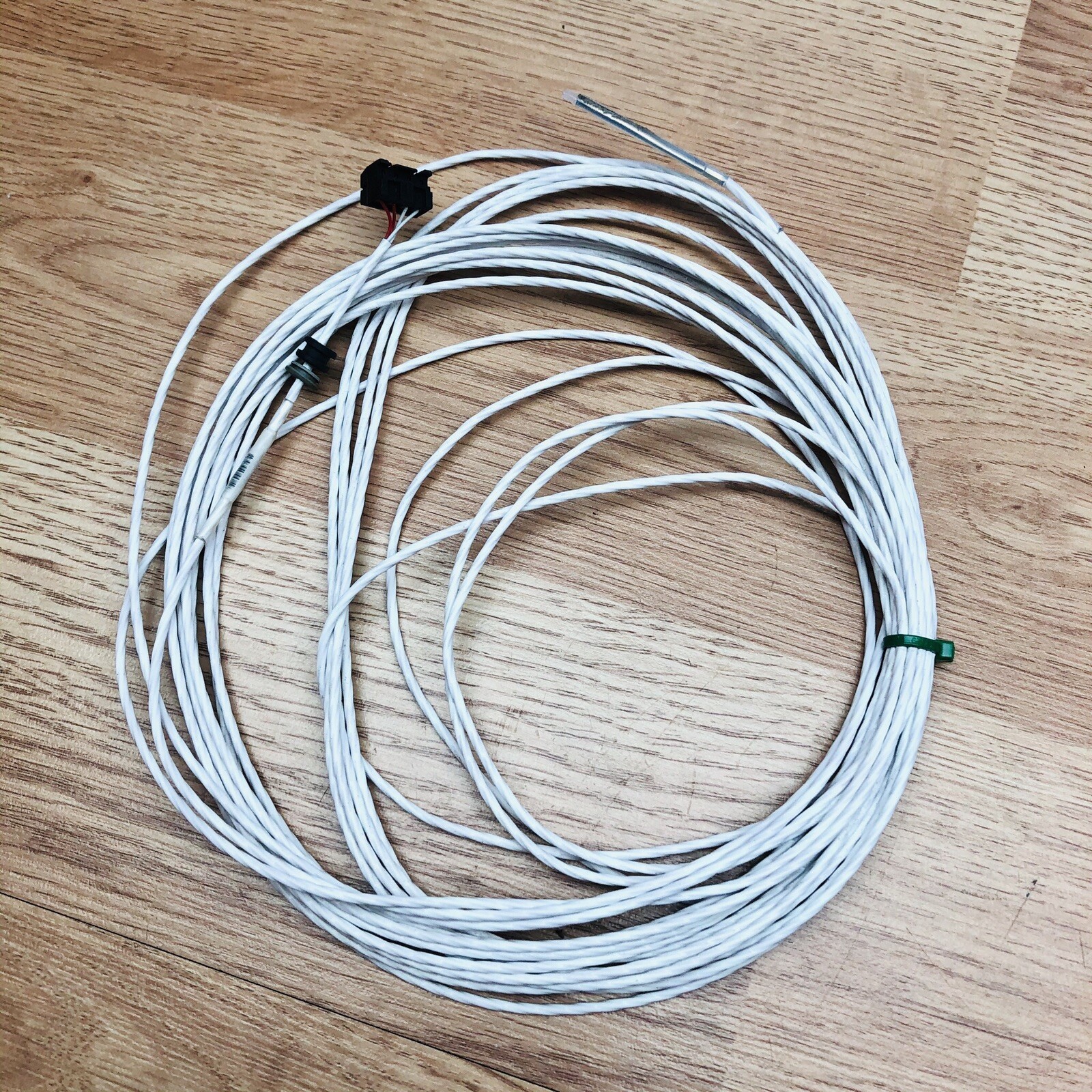 PROBES ID G397 VALPROBE   SENSORS 237-076-N30 CABLES 30FT