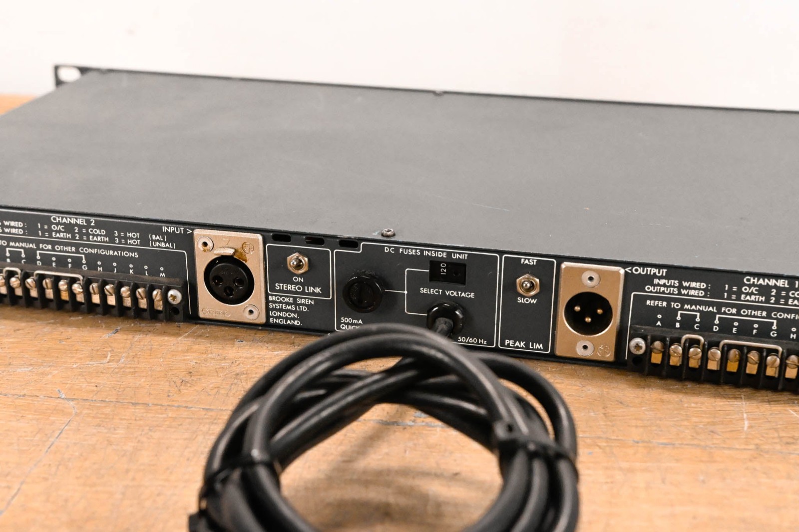 BSS DPR-402 Two-Channel Compressor/Limiter/De-Esser CG01XQY