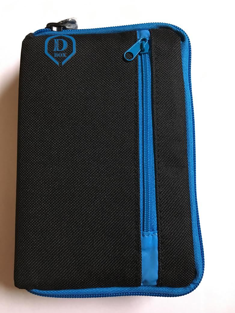 ONE80 LARGE D DART CASE BLACK & BLUE..HOLDS DARTS LOADED CAN DO 2 SETS