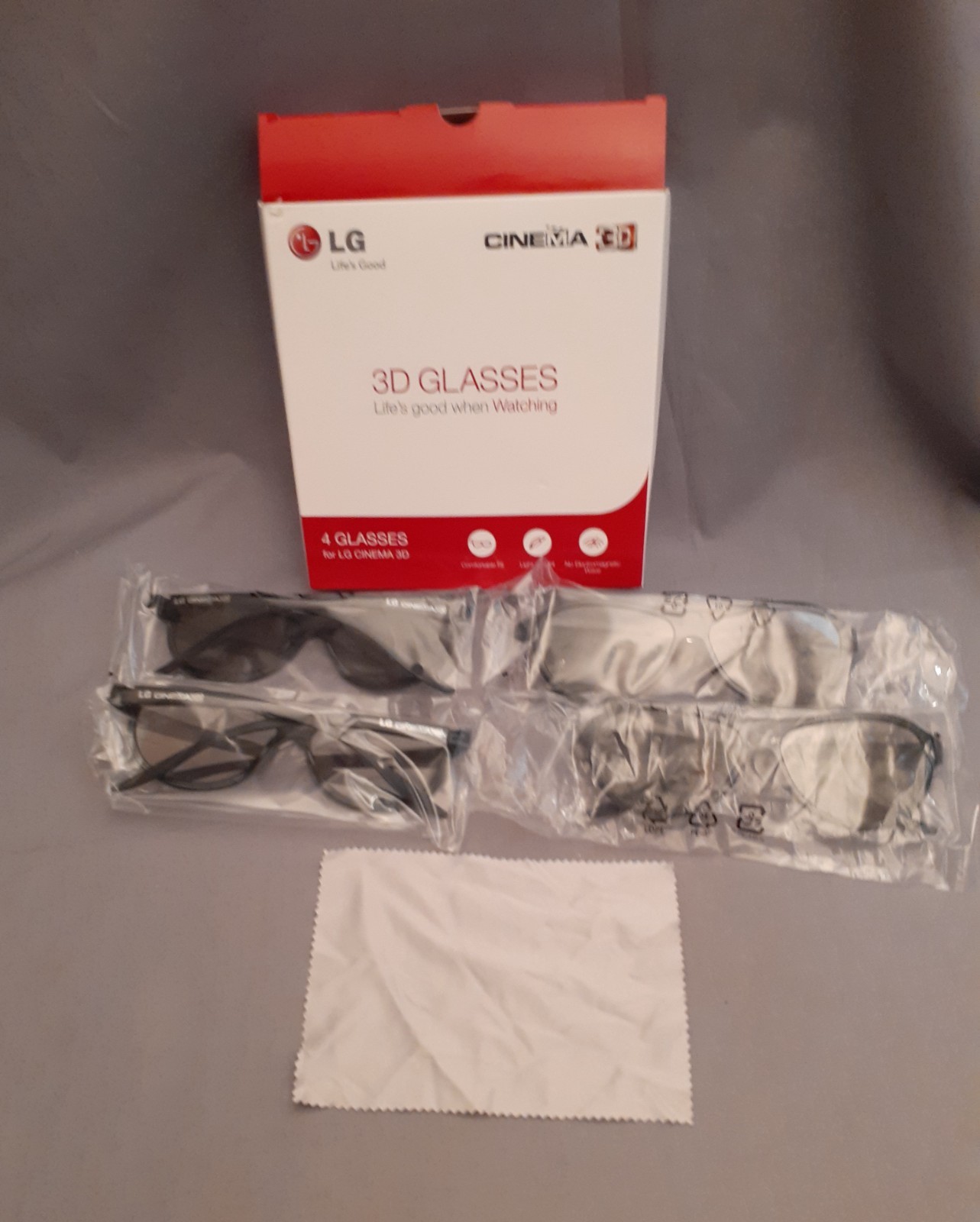 Vintage Set of 4 LG 3D Cinema Glasses In Original Packaging Incl Cloth