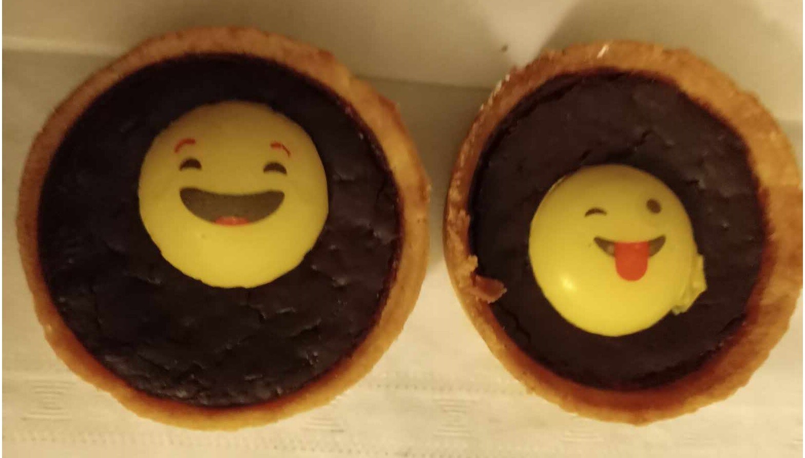 SWEETS SMILES  image virtual postcard picture #E004J1c Elena S