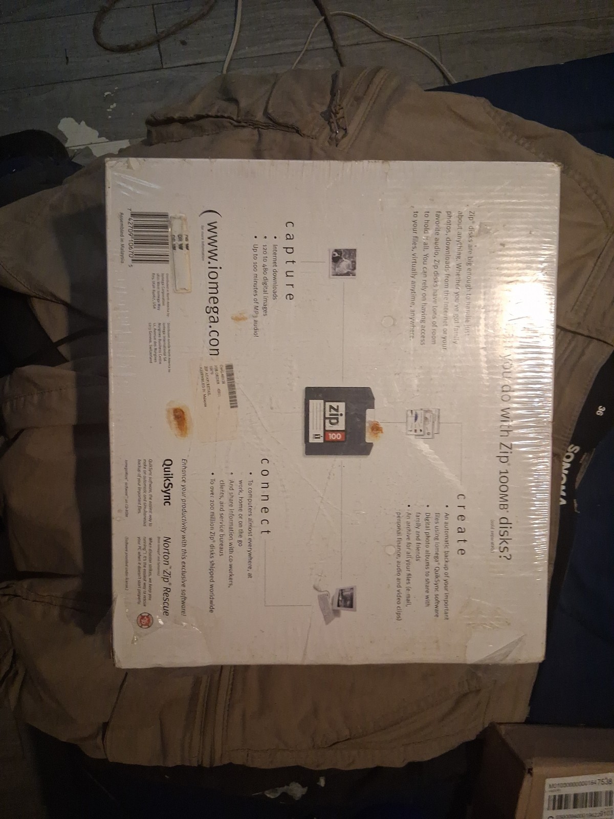Zip100 It's super floppy preferred by millions zip 100 MBPC or Mac internal...