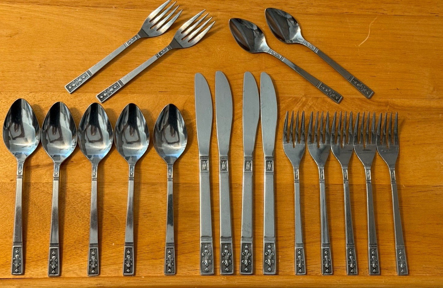 18 Pieces Interpur Stainless Steel Japan Cortina Flatware
