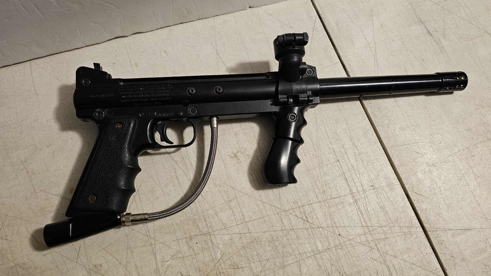 Tippmann Model 98 Paintball Gun And Accessories