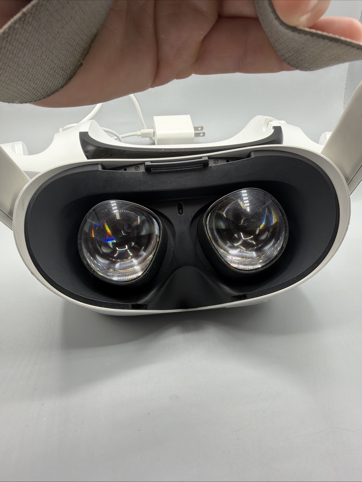 Meta Oculus Quest 2 Virtual Reality Headset White Needs Head Strap Replace