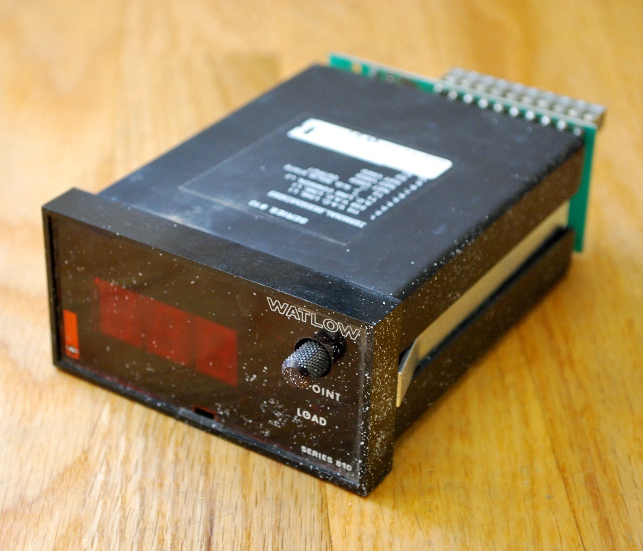 Watlow 810C-0102-0200 Temperature Controller - USED