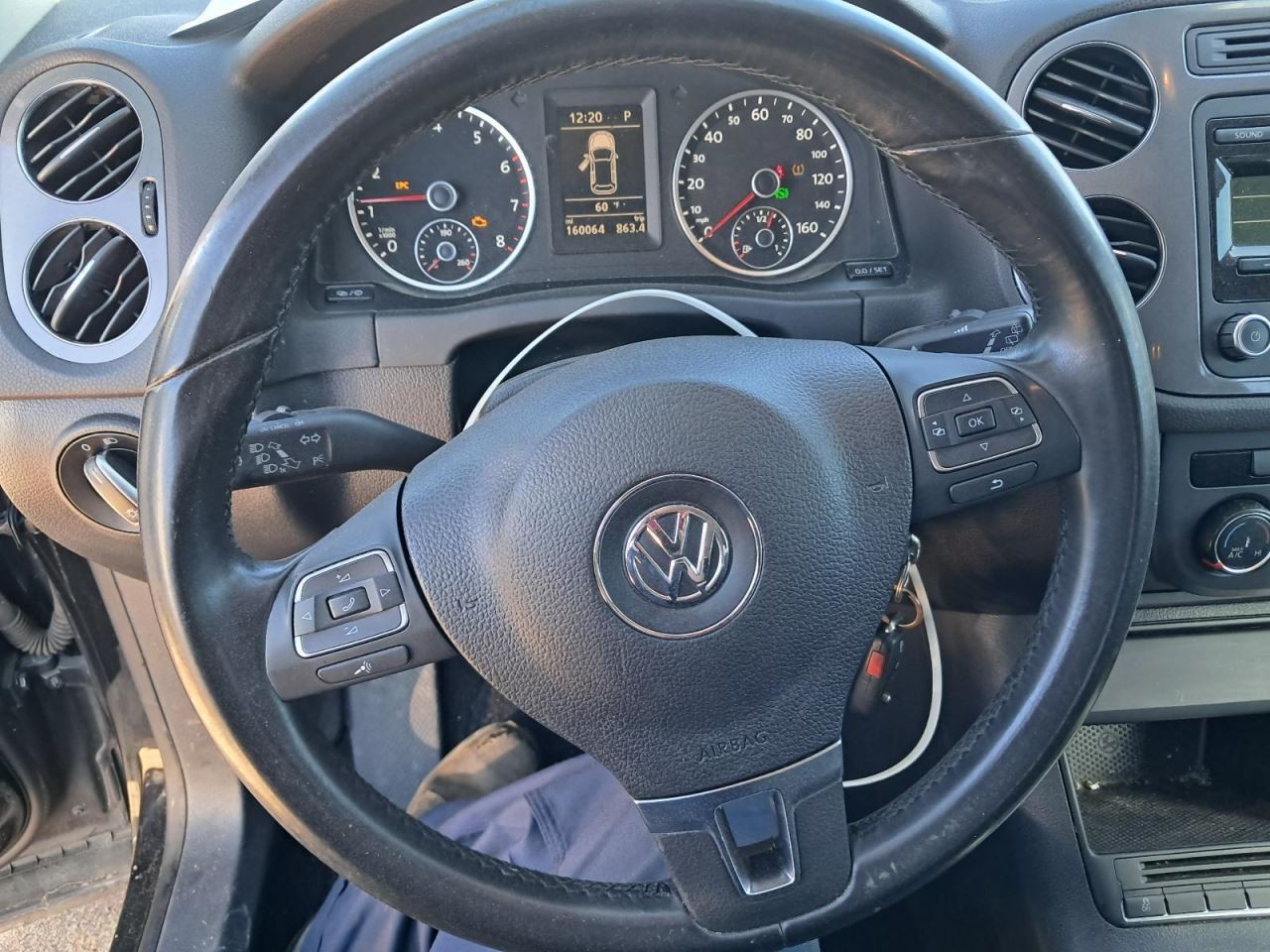 TIGUAN 2013 Glove Box 4850339