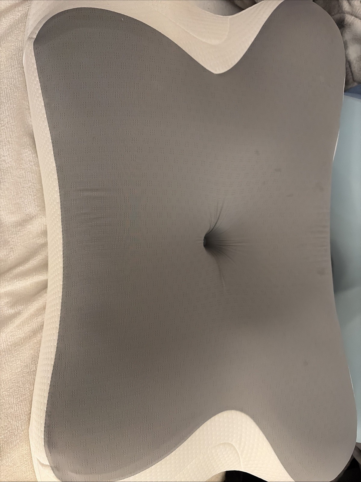 Orthopedic Aepna Memory Foam Pillow x2!!!!!!! ———