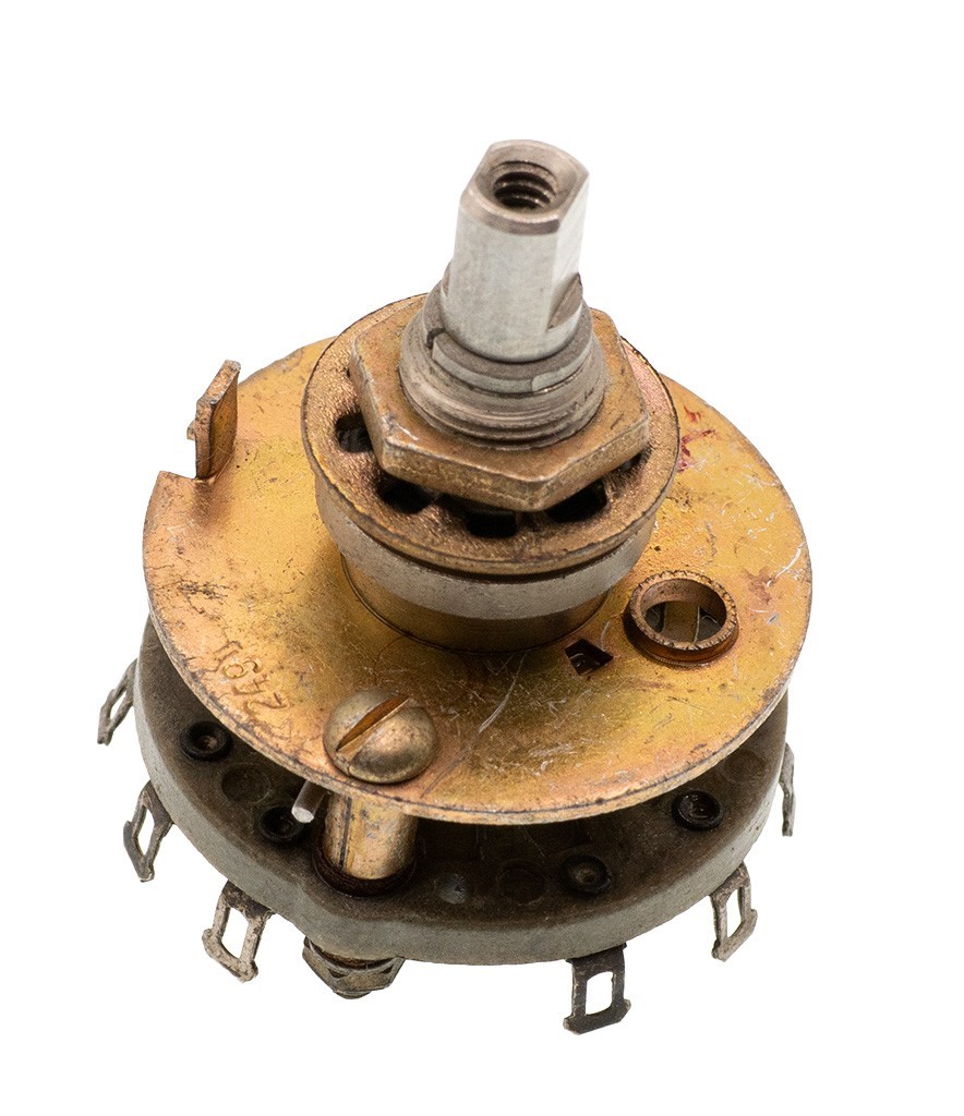 OAK Rotary Switch , 1-Wafer 3-Pole 3-Position, Momentary-On-Momentary