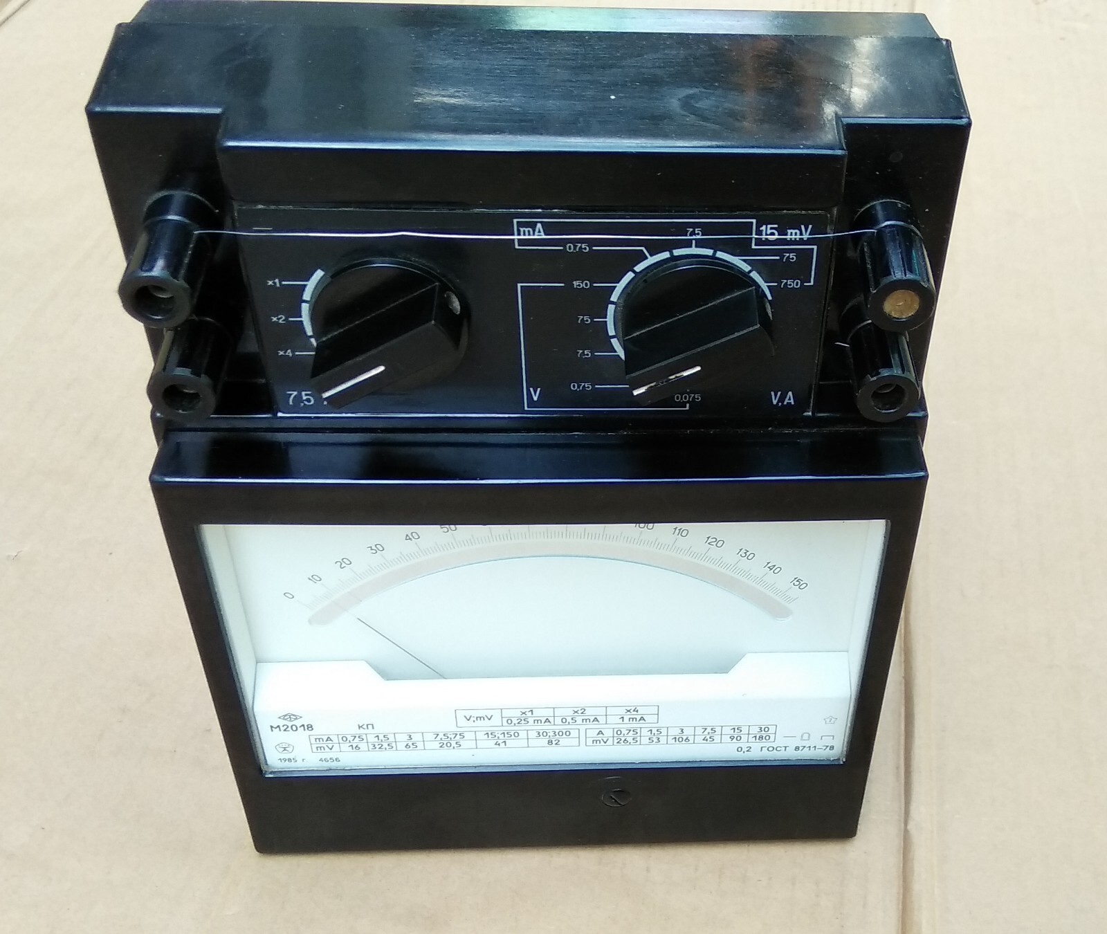 Vintage soviet analog device Voltmeter Ammeter Voltammeter M2018 Bakelite USSR