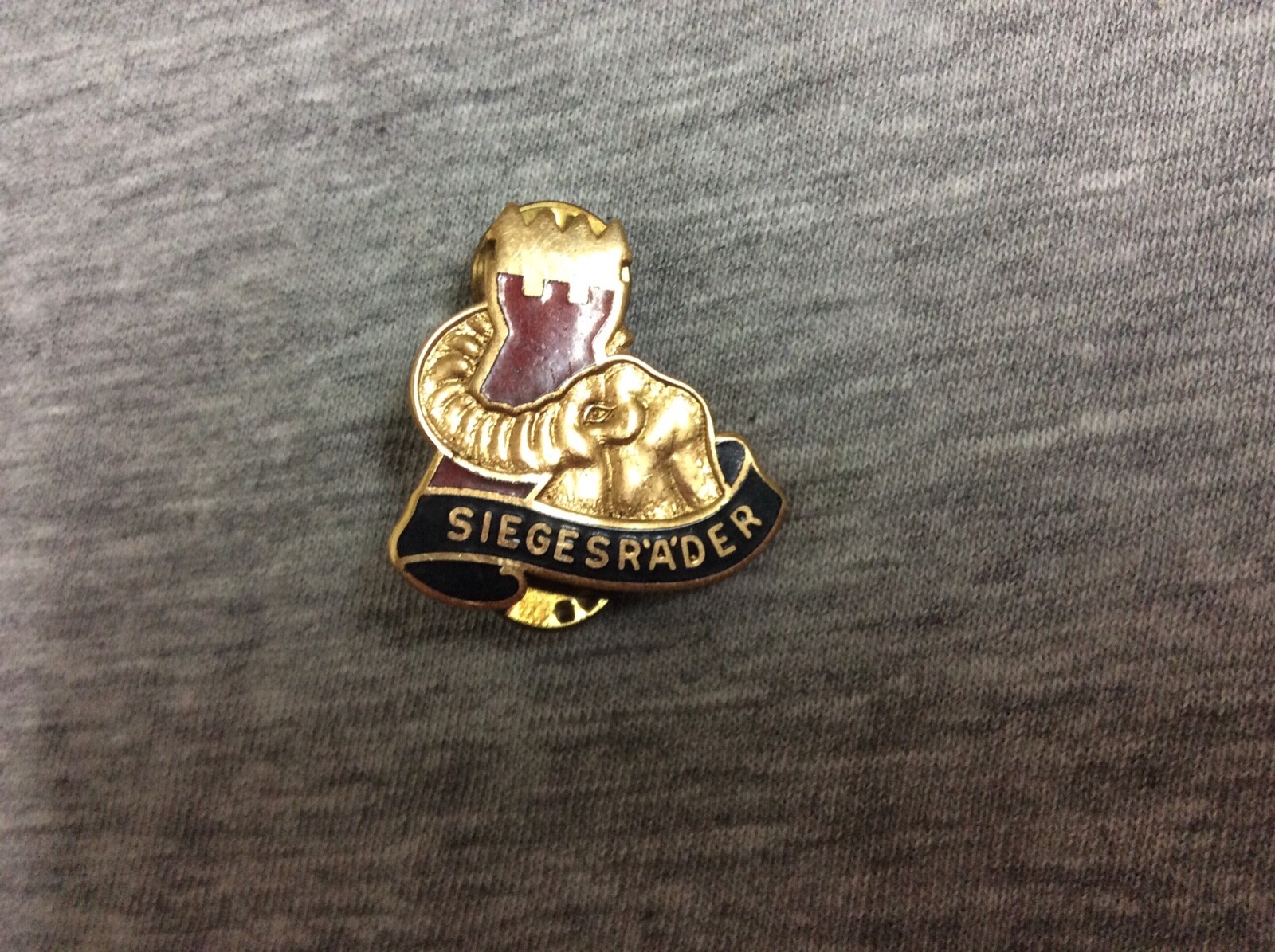 Vintage SIEGESRADER 53rd Army Transportation Army Crest Insignia Pin
