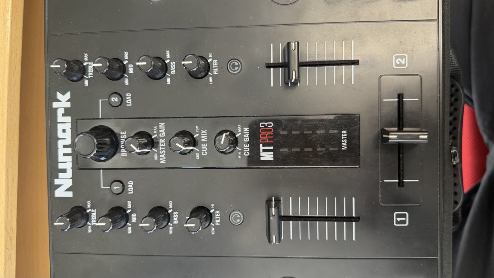 Numark MT PRO3 Double Deck DJ Controller Serato, Mixer, Autoloop, 16 Pads
