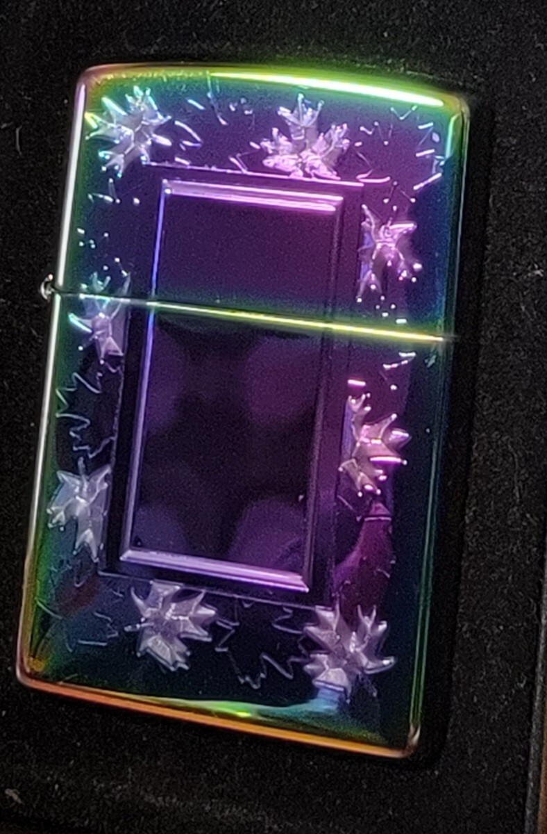 Zippo 21077 Autumn Protrait Spectrum New in original box retired 2006