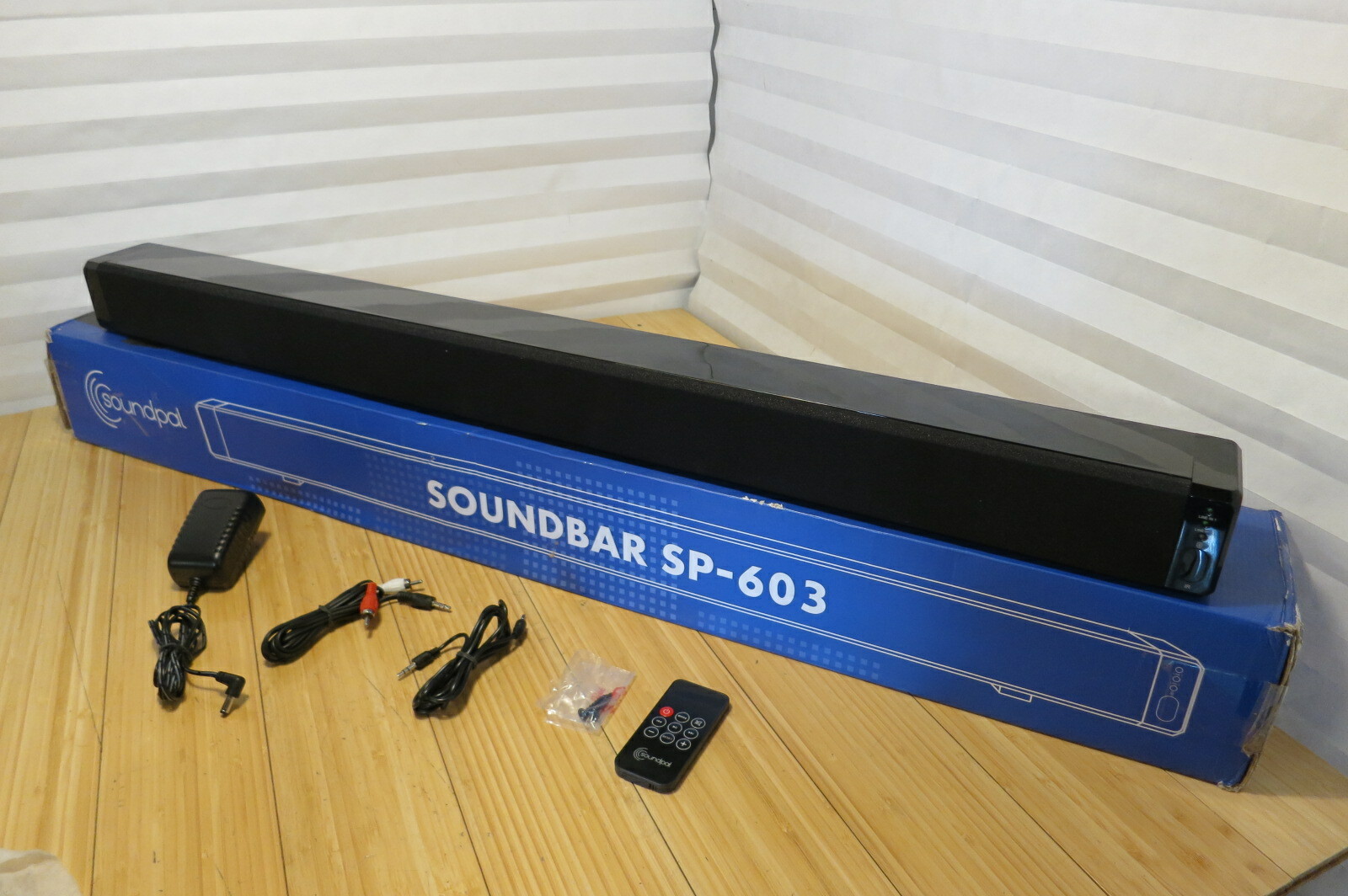 Soundpal SOUNDBAR SP-603 37-Inch Bluetooth 2.0 Sound Bar With Remote
