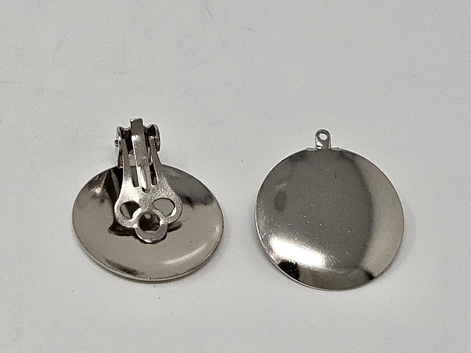10 pair Silver Tone Clip on Earring Craft Findings Backs Backings 22mm Pad