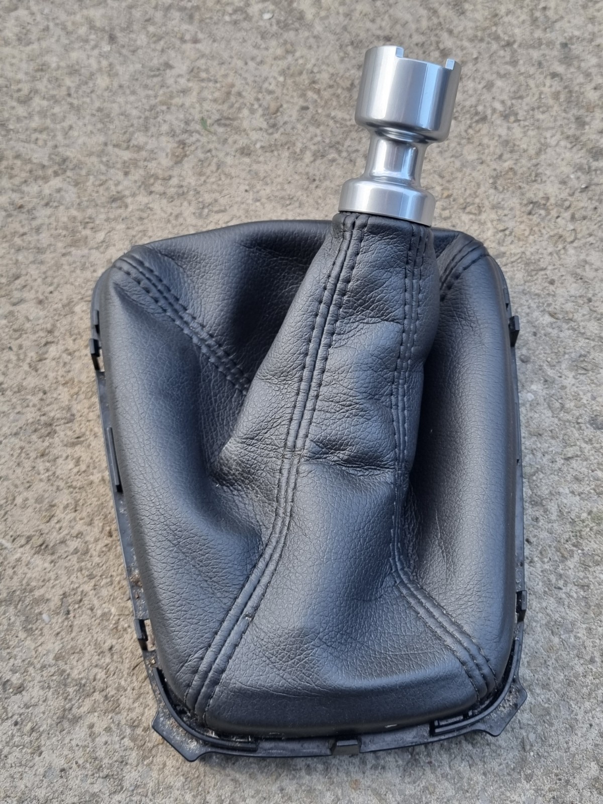 Ford Mondeo Mk5 Manual Gear Stick Selector Shifter Gaiter DG9R-7P002-MB 2014-22