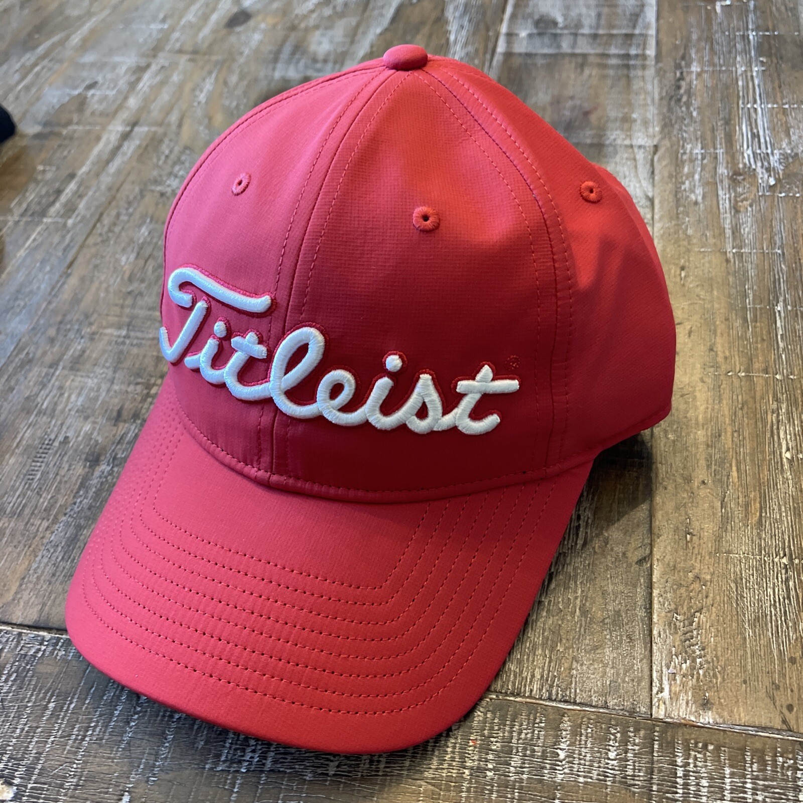 Titleist Red Hat Classic Car Golf cart logo Adjustable