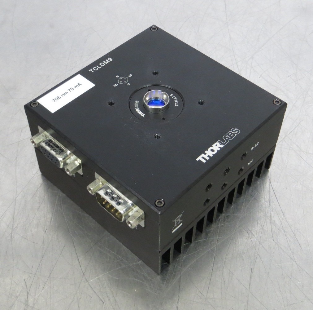 T203294 Thorlabs TCLDM9 TE-Cooled Laser Diode Mount w/ Unknown Diode