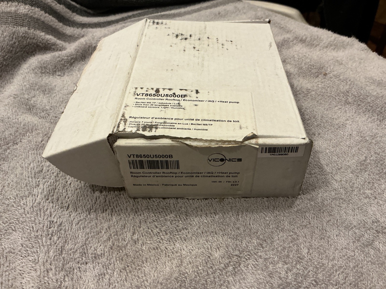 Viconics PN:VT8650U5000B Room Controller Rooftop + Heat Pump
