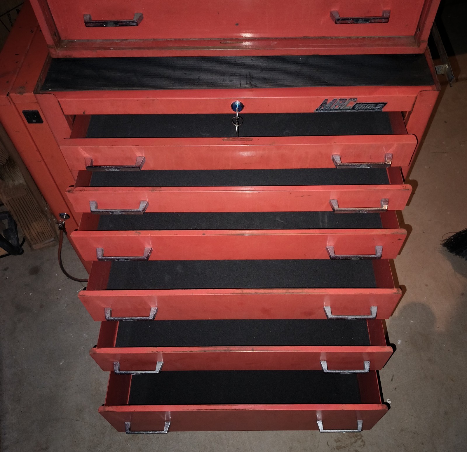 RARE! (3)1973 MAC TOOL BOXES (1) 7 Drawer (1) 6 Drawer & (1)Side Cabinet Rolling