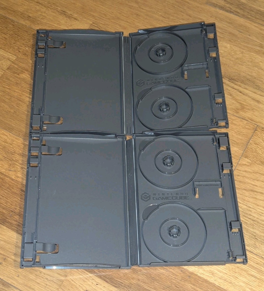 Lot of 2 Official Genuine Nintendo Gamecube Double Disc Replacement Cases