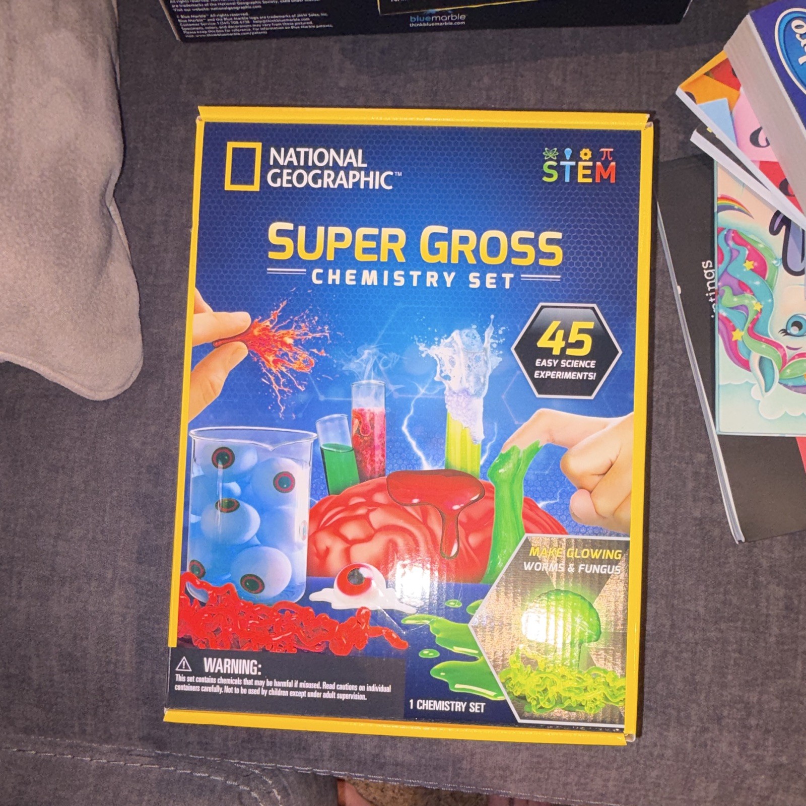 National Geographic Super Gross Chemistry Set STEM Kit 45 Easy Experiments