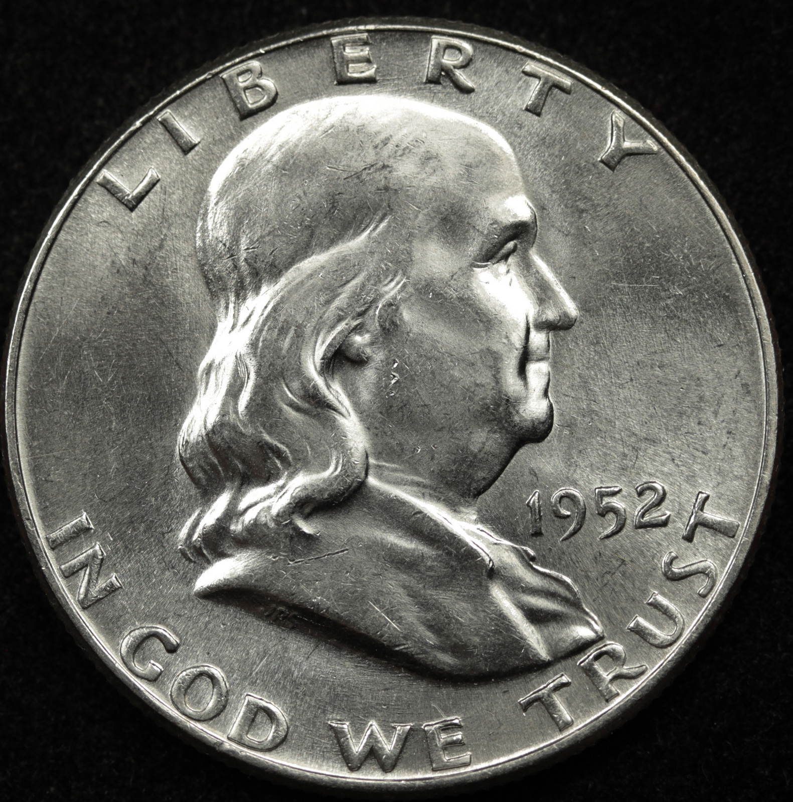 1952-p  Franklin Half. 100% Fully Separated Bell Lines. Nice BU. (Inventory D)