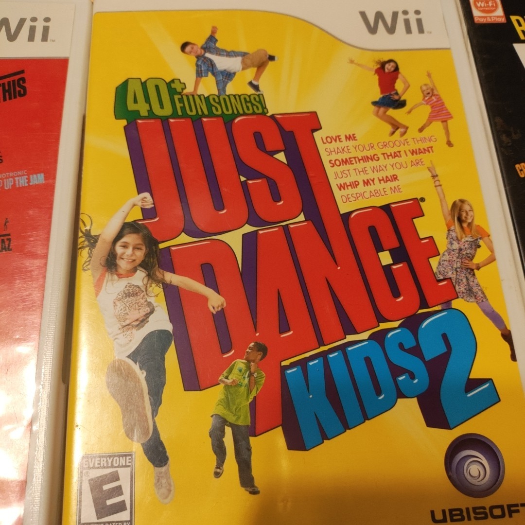 Nintendo Wii Game Console Bundle With Controllers And Games, No Power Cord