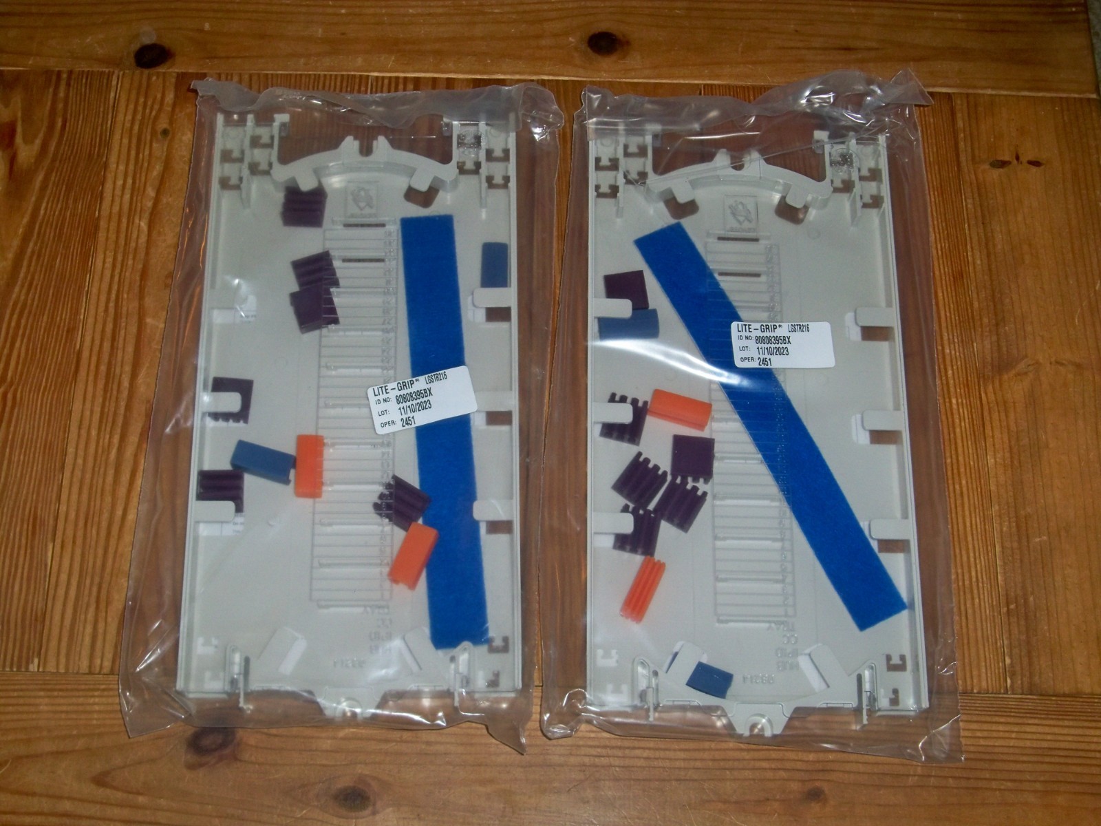 Lot Of 2 -- LONG COYOTE Splice Tray Kits -- LITE-GRIP -- LGSTR216 -- 80808395BX