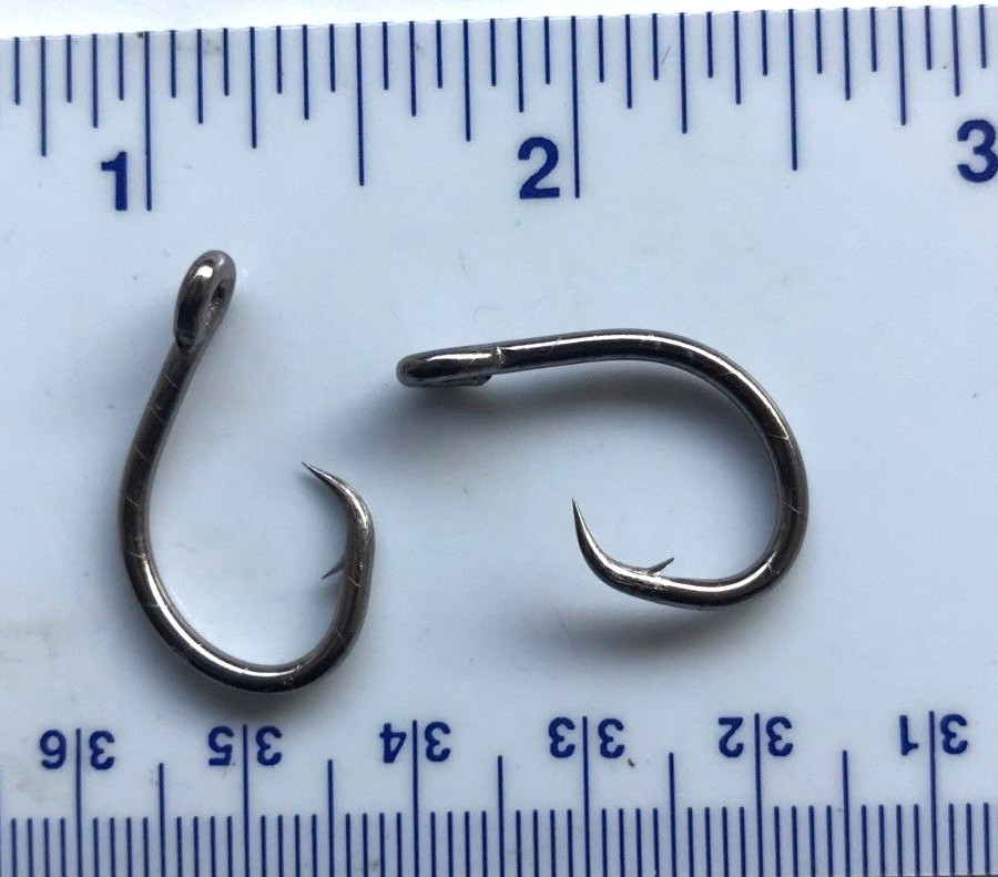 100 GT 4X strength L2004 Offset Black Nickel Circle Hooks size 1/0
