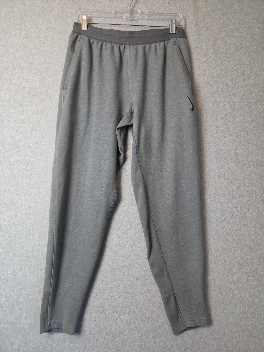 Nike Yoga Dri Fit Heathered Gray Jogger Athletic Pants Men's Small Pockets