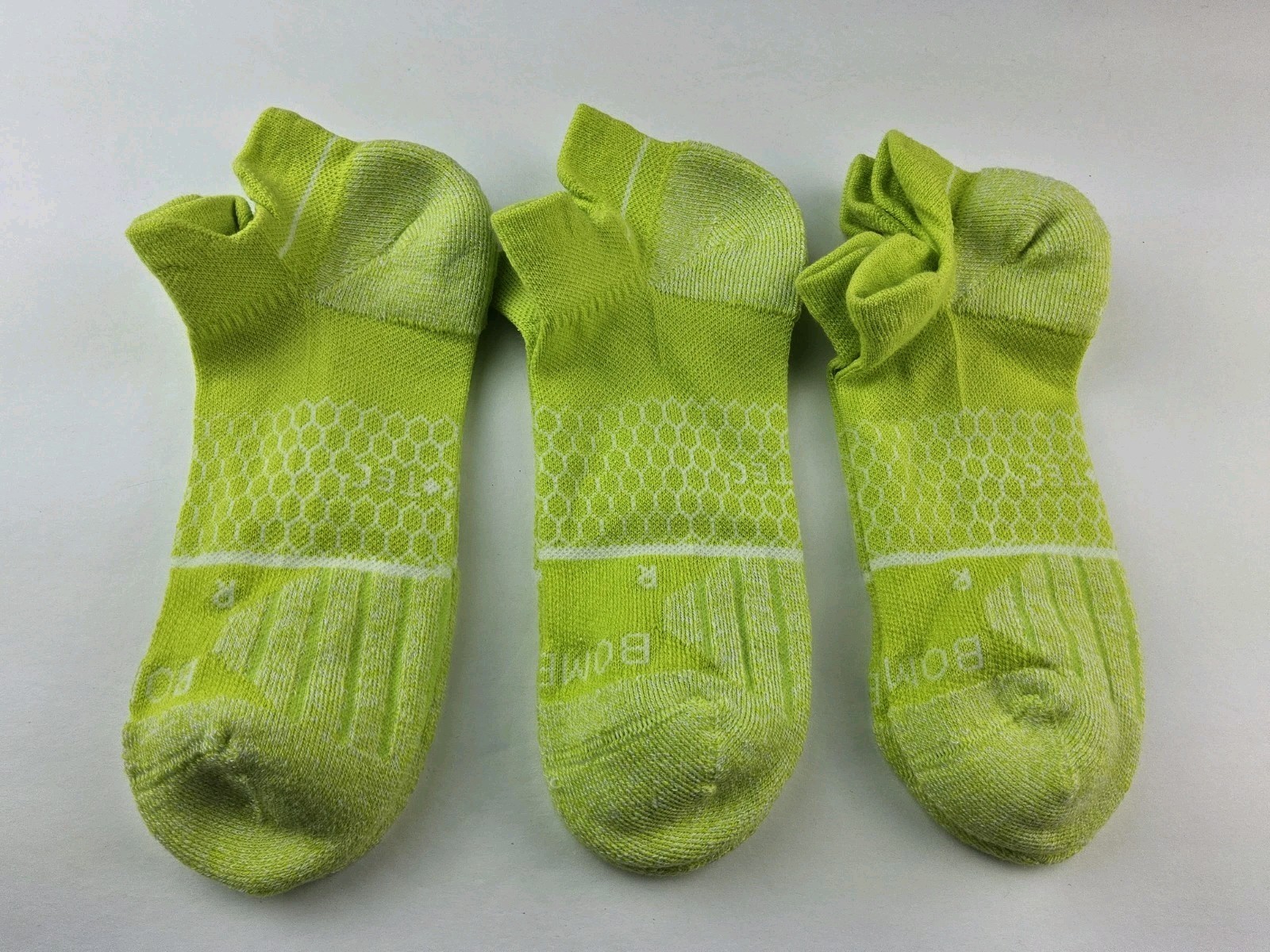 Bombas Hex-Tec Tennis Athletic Ankle Socks Lot Of 3 Pairs Size M