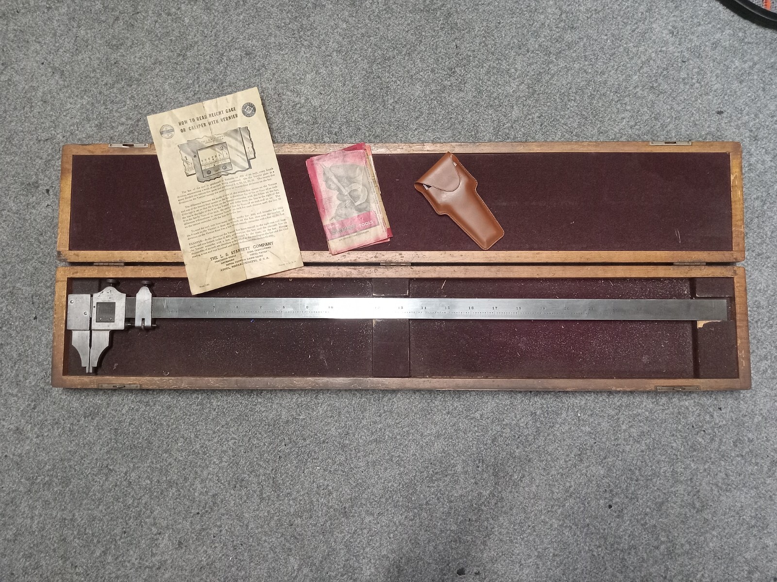 Vintage 25" Starrett No. 122 Vernier Caliper w Original Case & Brochures