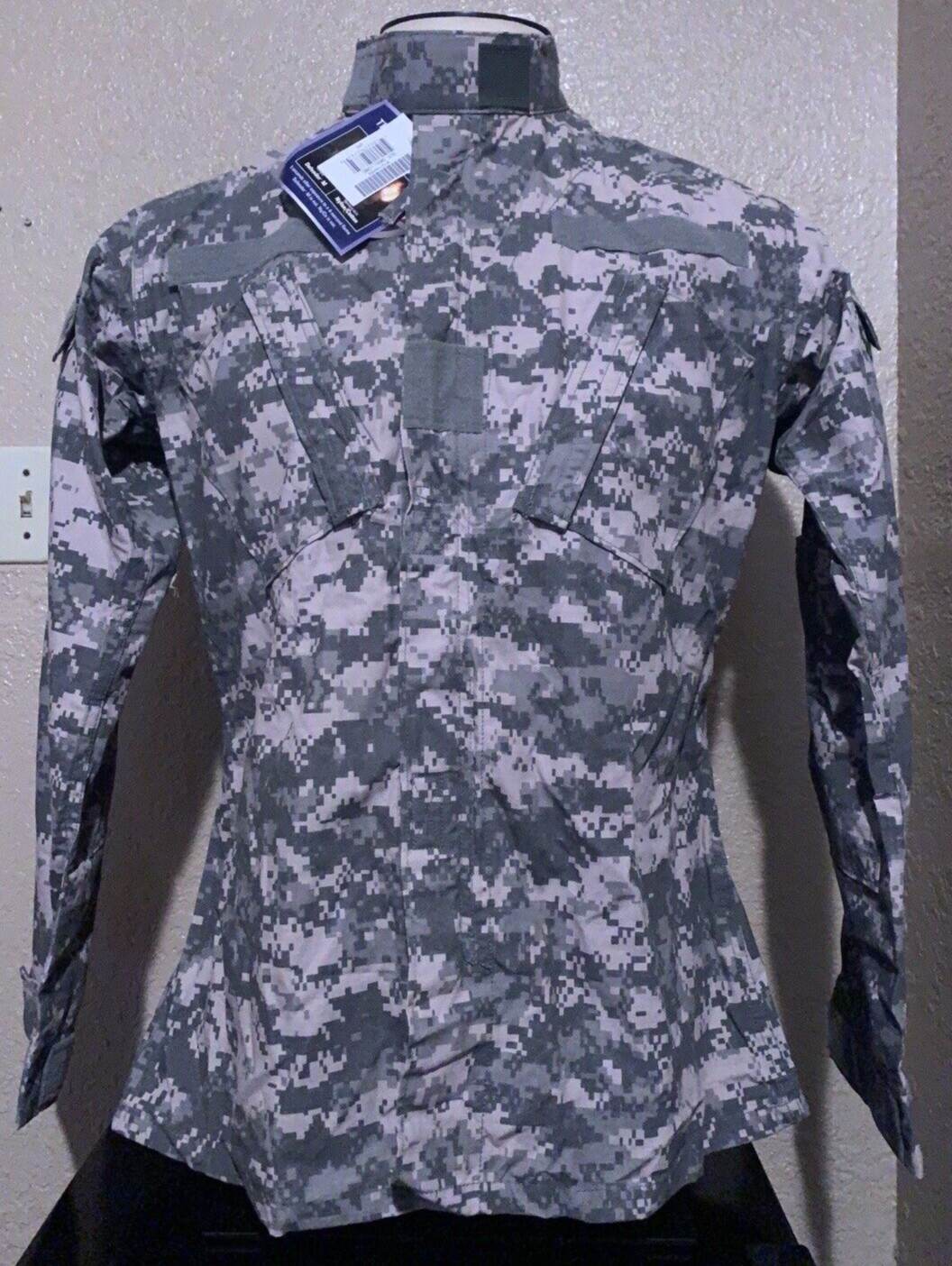 NEW US Army Size Small Long Flame Resistant Combat Uniform Coat Digital Camo