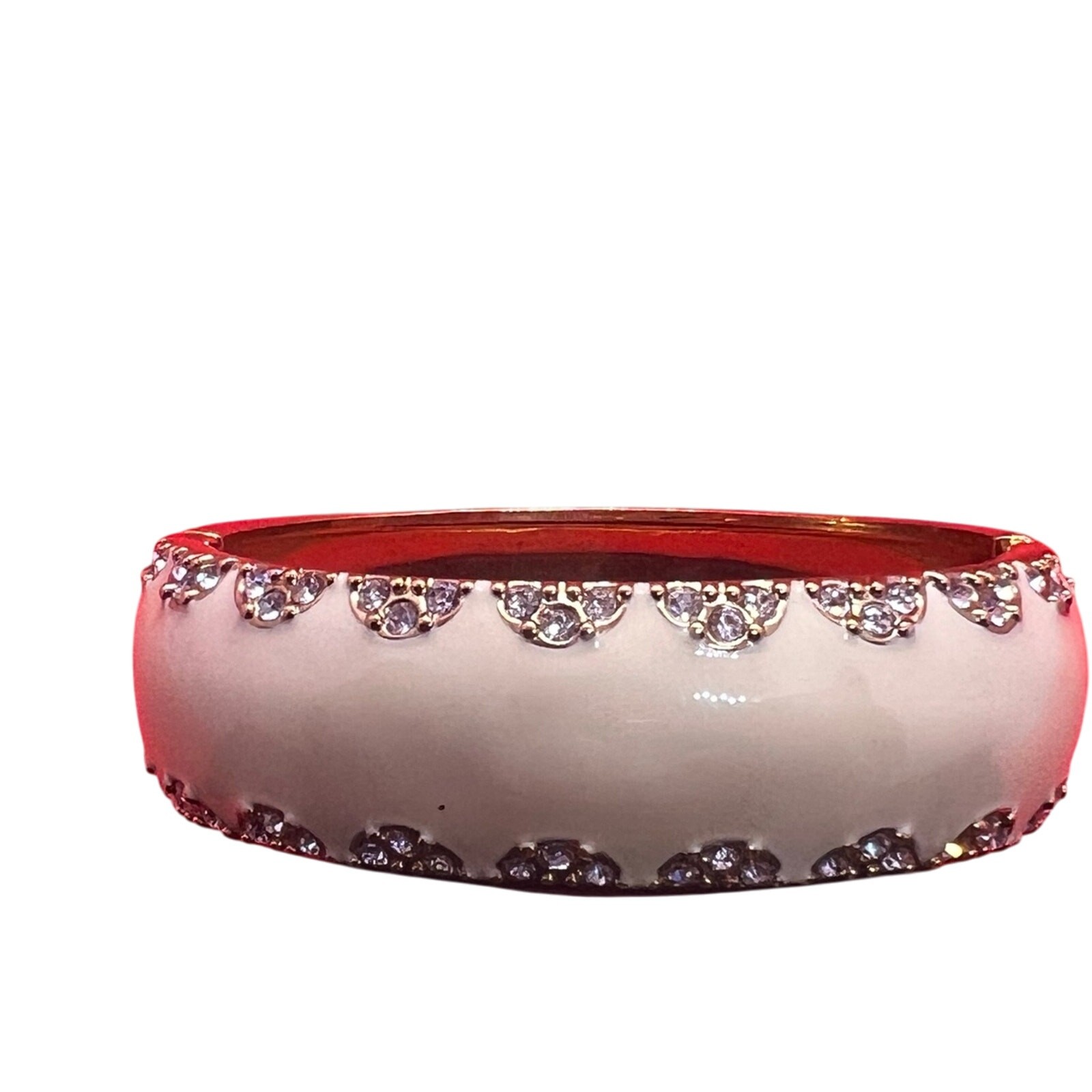 STELLA & DOT Cream Rhinestone Enamel Hinged Bangle Bracelet Chunky GoldTone