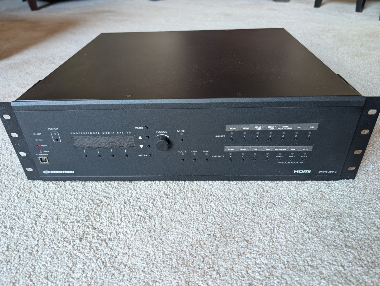 Crestron DMPS-300-C DigitalMedia Presentation System 300 - Powers On