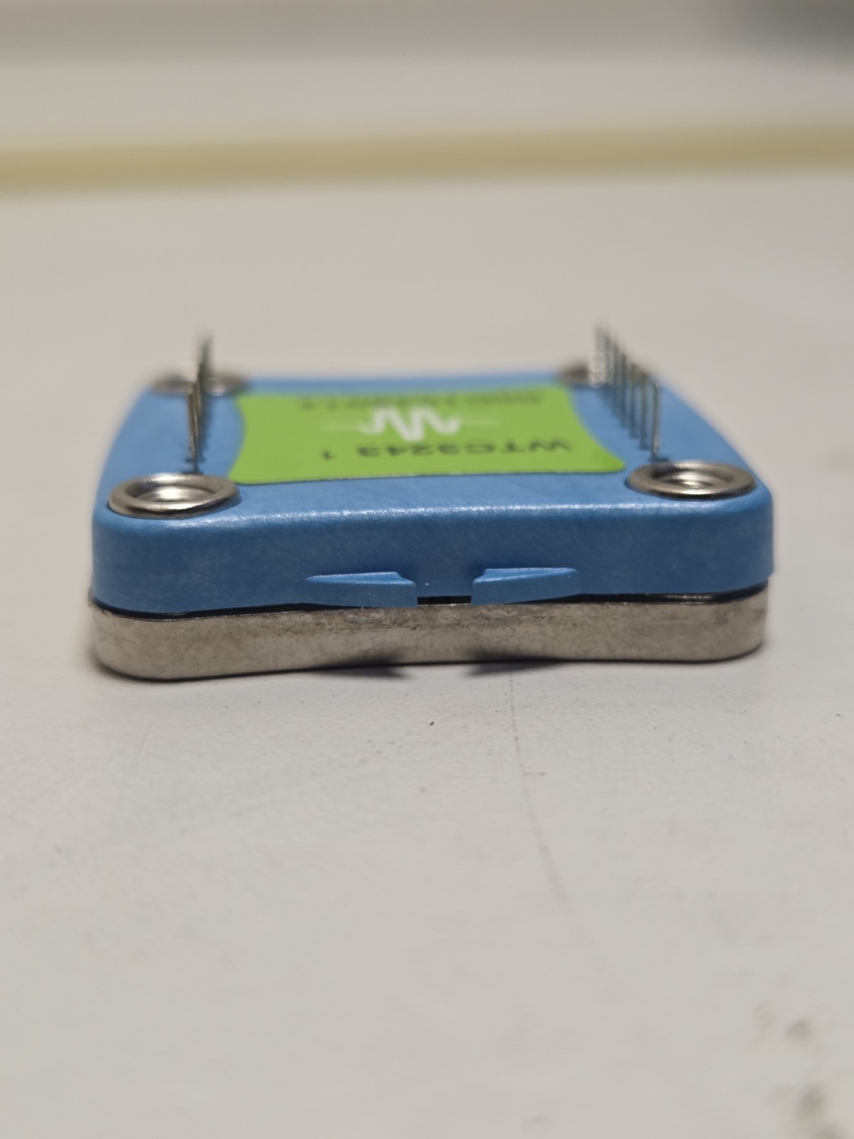 Wavelength Electronics WTC3243 Temperature Controller 2.2 A (Used)