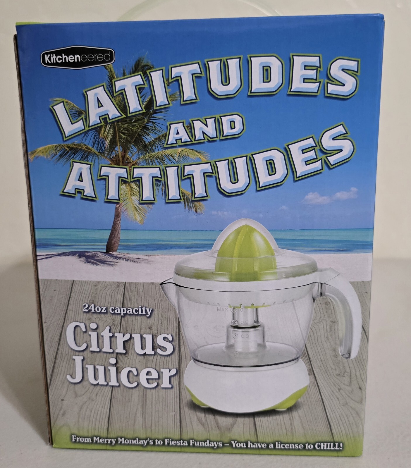 Brand NEW Kitcheneered Electric Citrus Juicer  24 oz. Self-Reversing Reamer